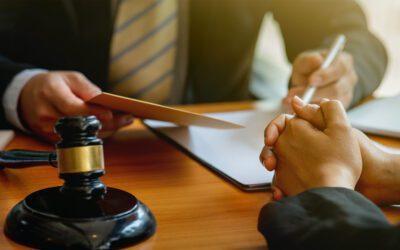 ¿Cuáles son los diferentes tipos de peritajes judiciales y en qué casos se aplican?